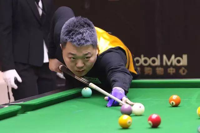 球赛季的激 球赛季的激